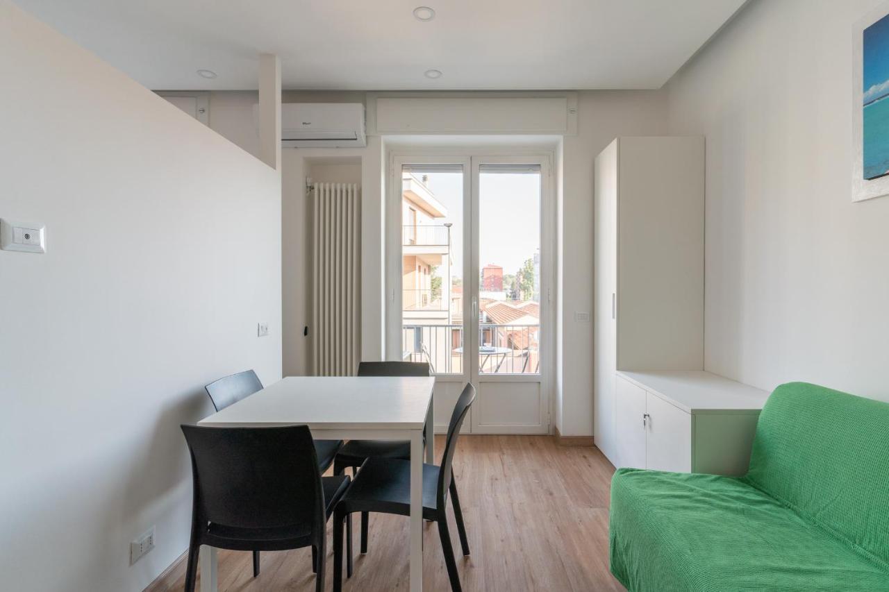 Cimiano Suite 21, New Apartment Milano Exteriör bild