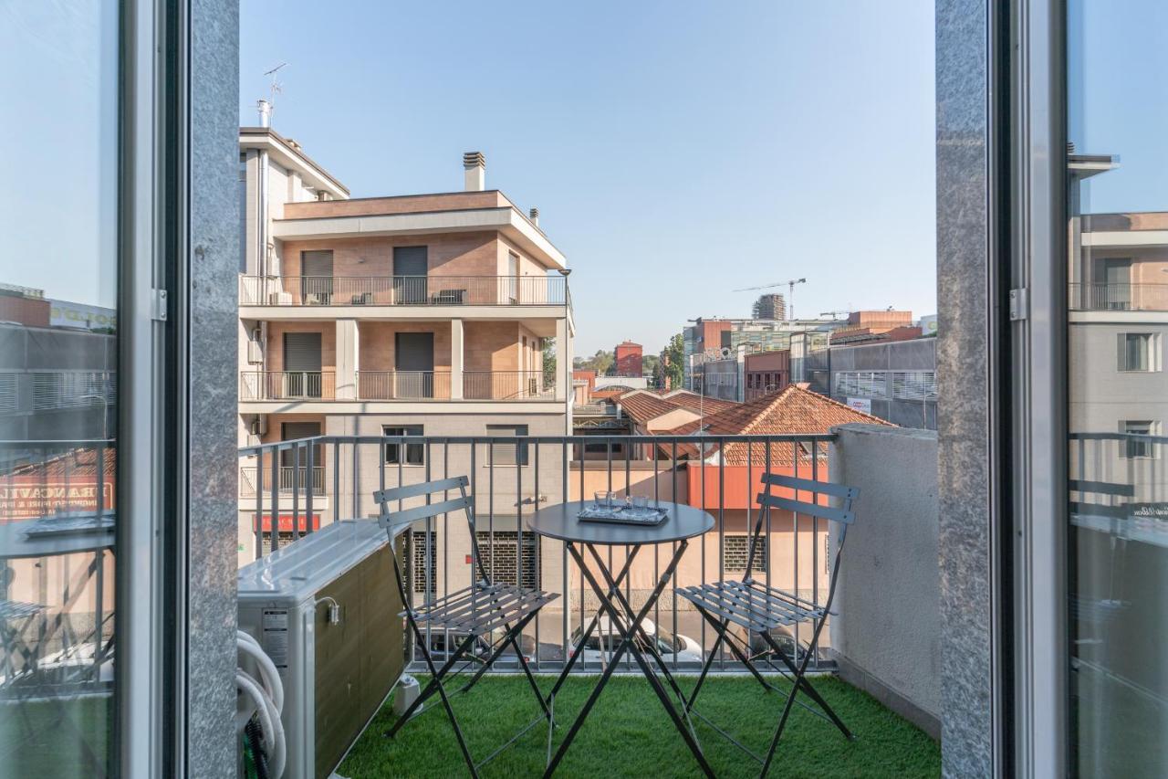 Cimiano Suite 21, New Apartment Milano Exteriör bild
