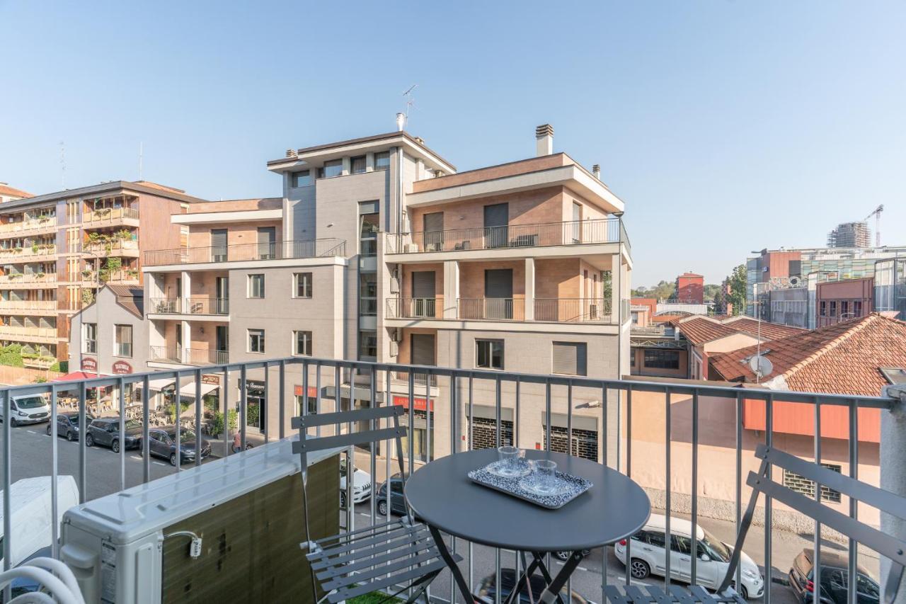 Cimiano Suite 21, New Apartment Milano Exteriör bild